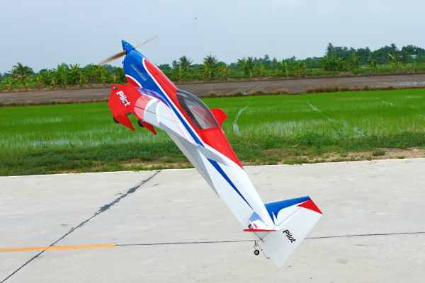Pilot-RC-Slick-60-36-scaled.jpeg