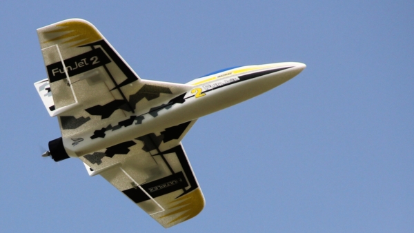1-00969-multiplex-funjet-2-12.jpg