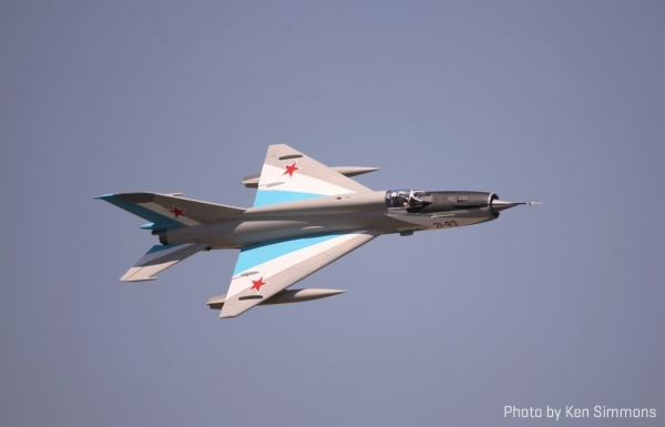 Freewing_Mig-21_21-93_32