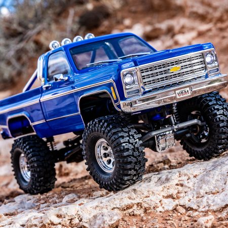 trx-4m_chevrolet_k10_lifted_blau_118_crawler_rtr_0