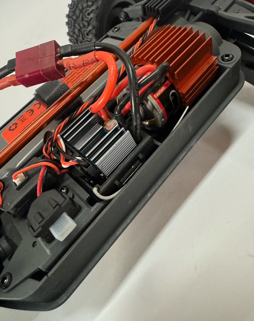 fightertruggy_mini_116_truggy_-_4wd_rtr_8