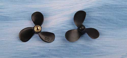 Schiffsschraube-30-mm-M2-re-GF-Nylon-502031_b_0