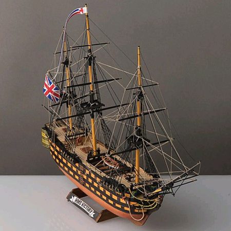 HMS-Victory-1-310-Baukasten-21991_b_0