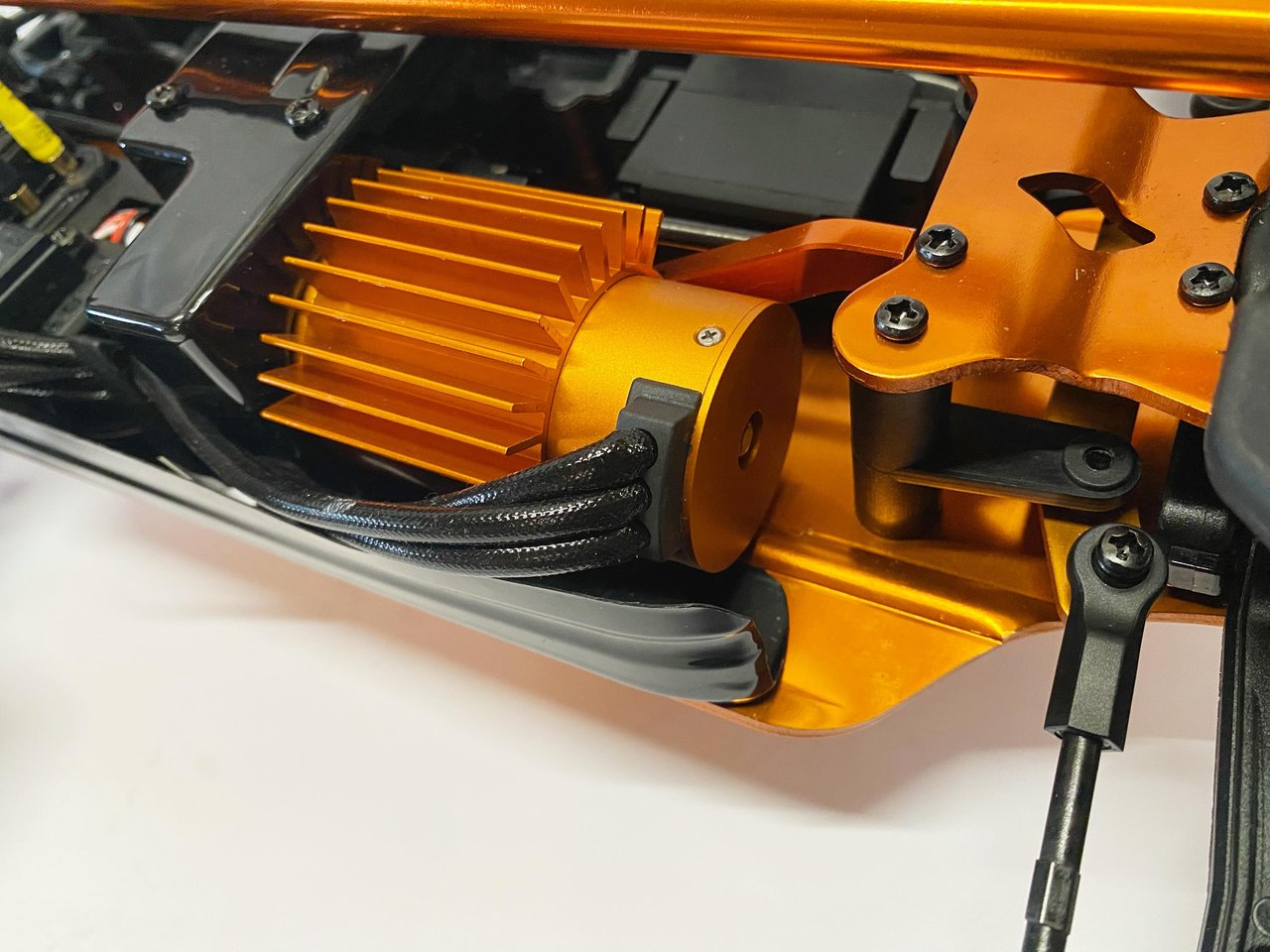 hothammer_5.1_truck_-_brushless_artr_4