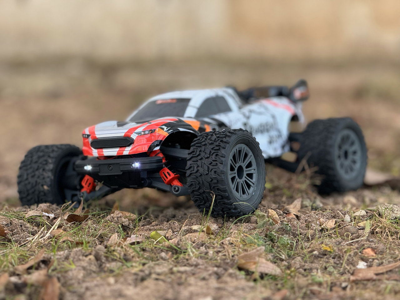 fightertruggy_mini_116_truggy_-_4wd_rtr_3