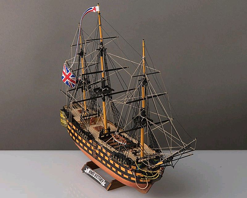 HMS-Victory-1-310-Baukasten-21991_b_0