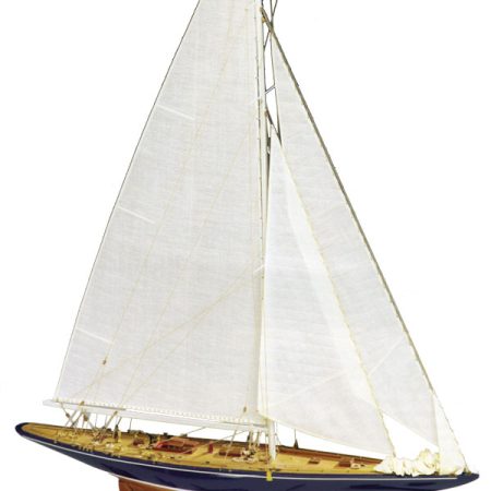 Endeavour-1934-1-80-mit-Werkzeugset-Baukasten-25010_b_0