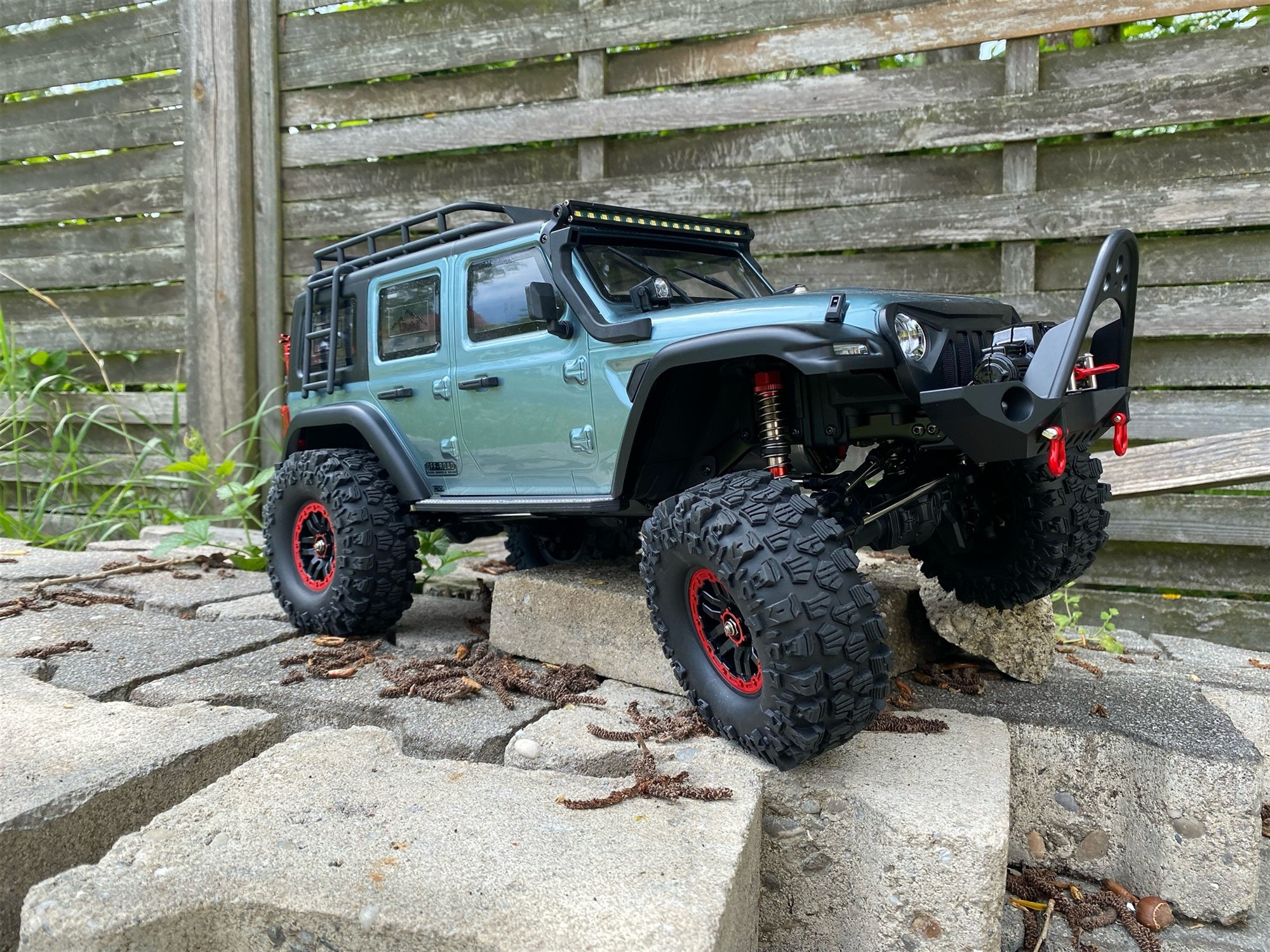 df-4s_pro_crawler_grau_313mm_110_sacle__version_2024__0