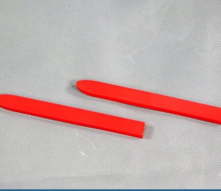Yak-130_70mm_wingtips.jpg