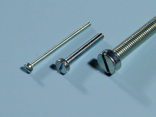 zyl-schrauben-m-3x30-ve20st-2 zyl-schrauben-m-3x30-ve20st~2