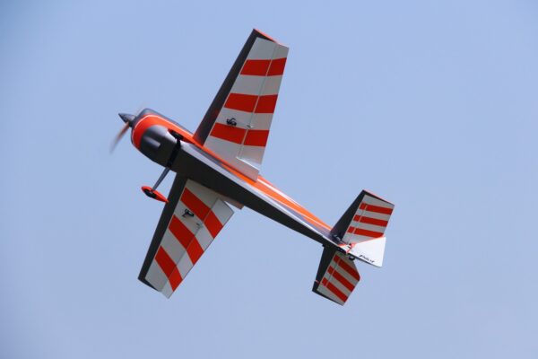 Pilot-RC-laser-60-32-jpg Pilot-RC-laser-60-32.jpg