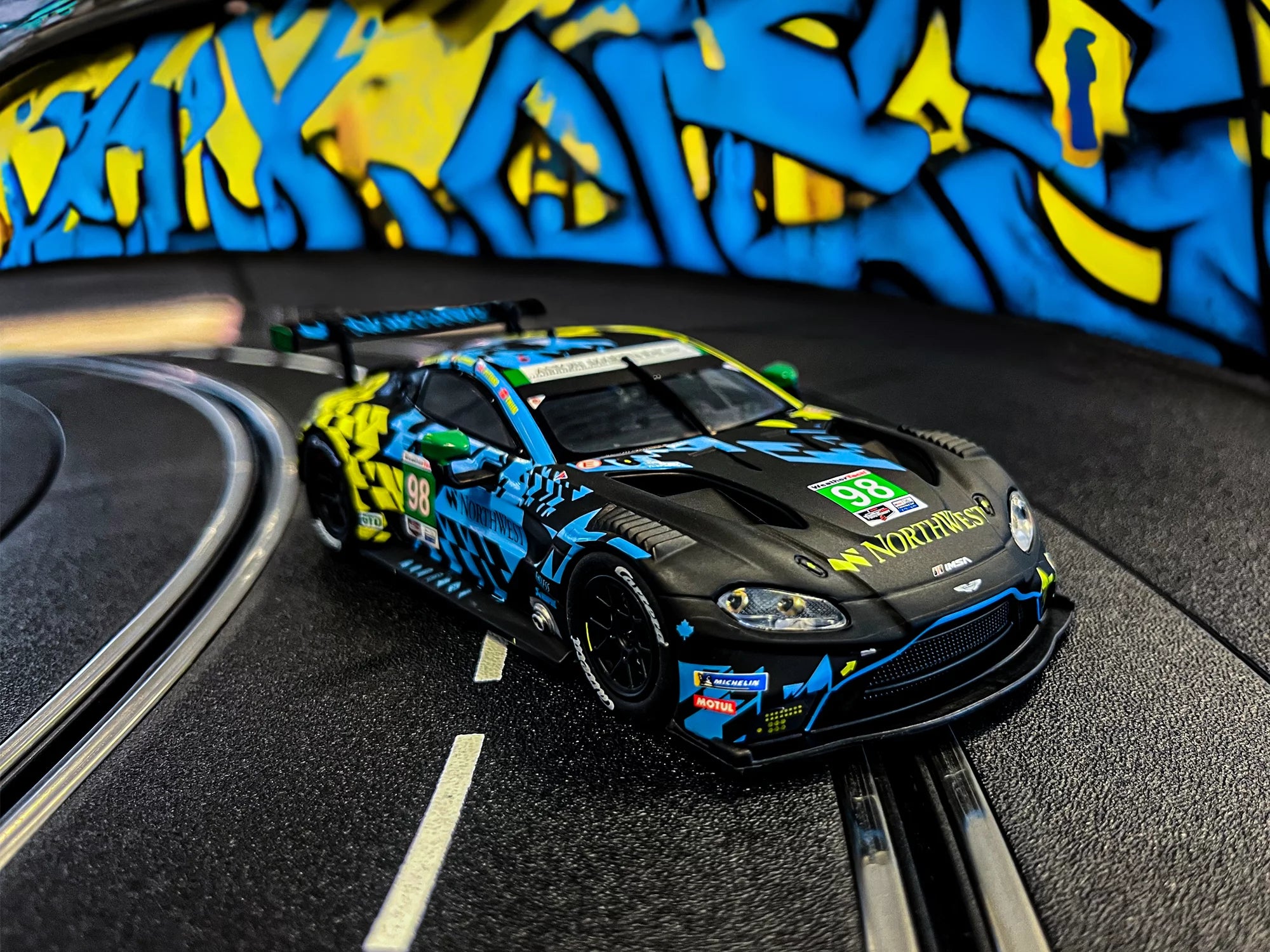 575017