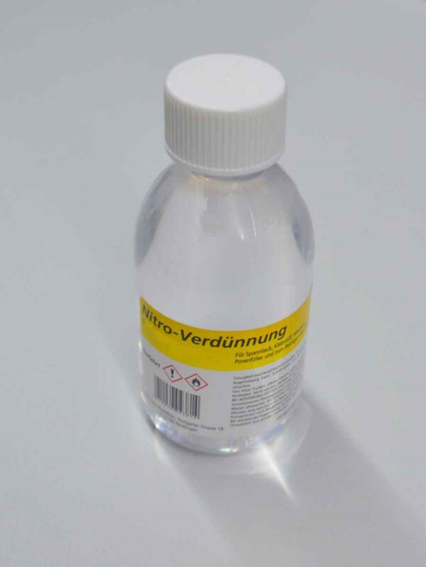Nitroverduennung-100ml-Aeronaut-7675-01-AN767501_b_0-JPG Nitroverduennung-100ml-Aeronaut-7675-01-AN767501_b_0.JPG