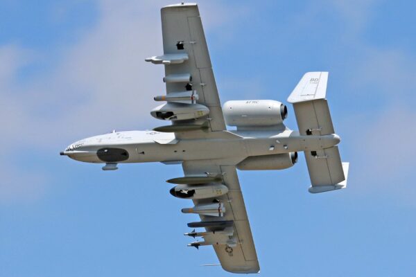 freewing-a-10-thunderbolt-ii-super-scale-twin-80mm-edf-jet-v2-pnp-motion-rc-1153165189.jpg
