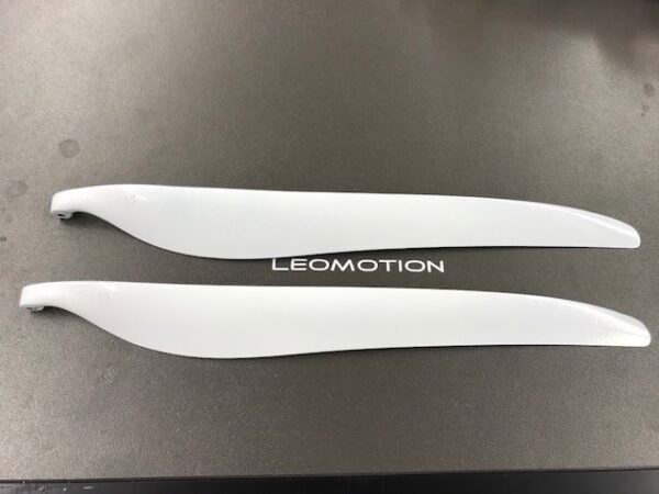 Leomotion_Carbon_Prop_weiß