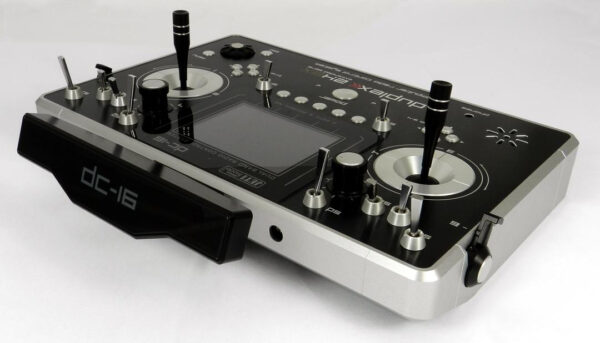 DC16-V2-silber-03 DC16-V2-silber-03