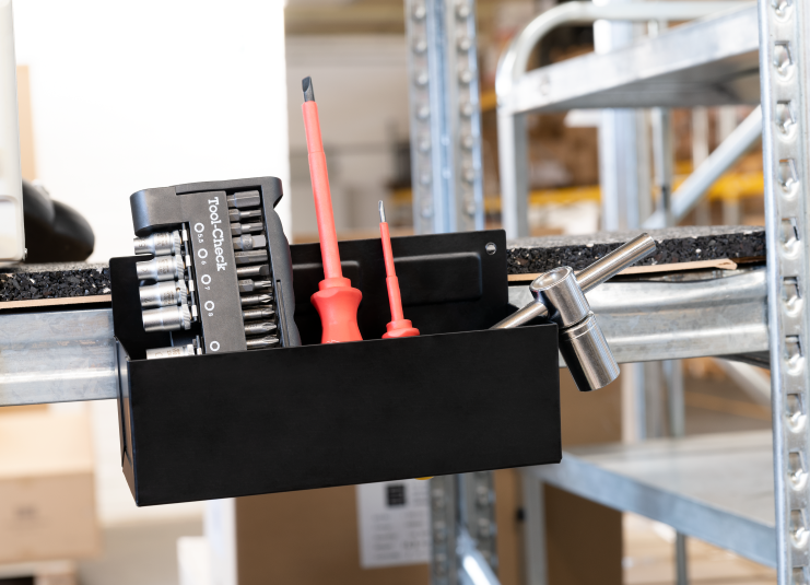 Magnetische-Ablage-McPower-210x110x85mm-max-3kg_3_