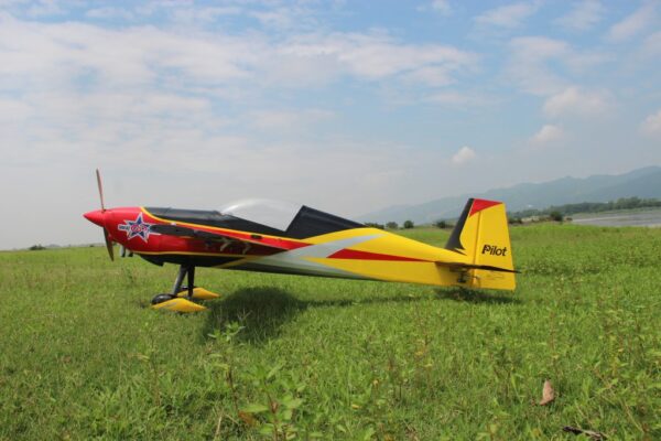 Pilot-RC-Slick-103-7-1024x683