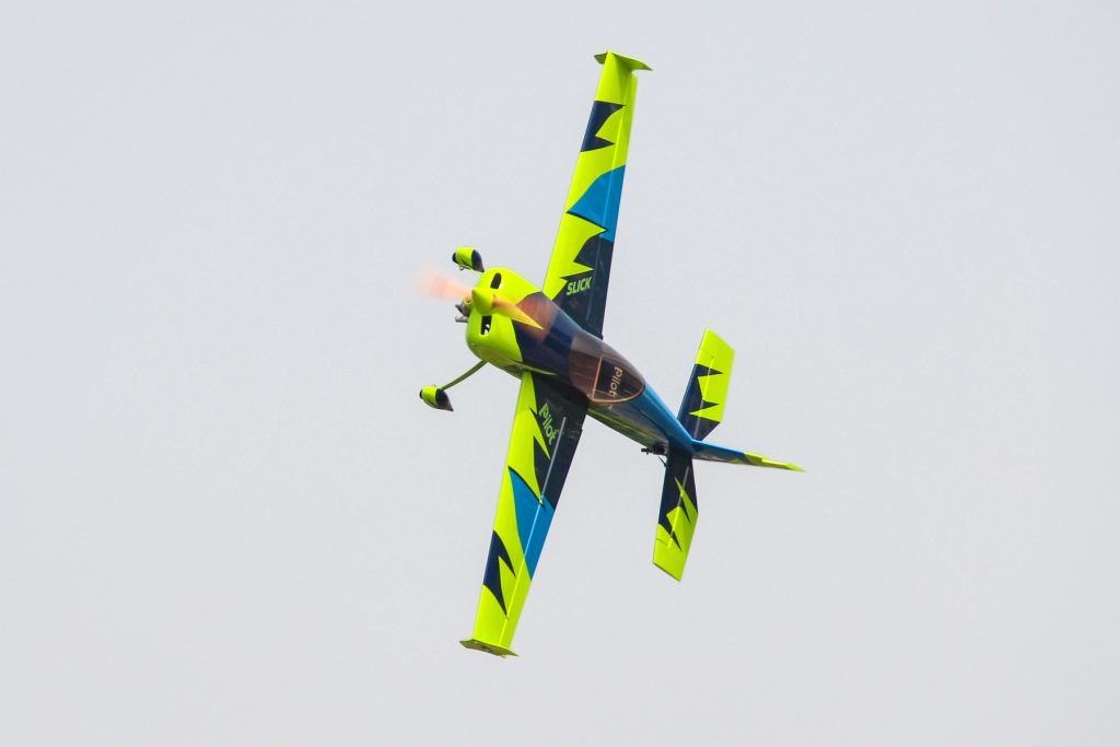 pilotsli74c02_1_b0e8